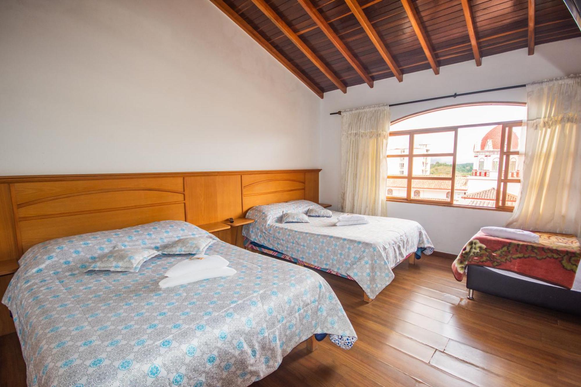 Hotel Real Guatapé Extérieur photo