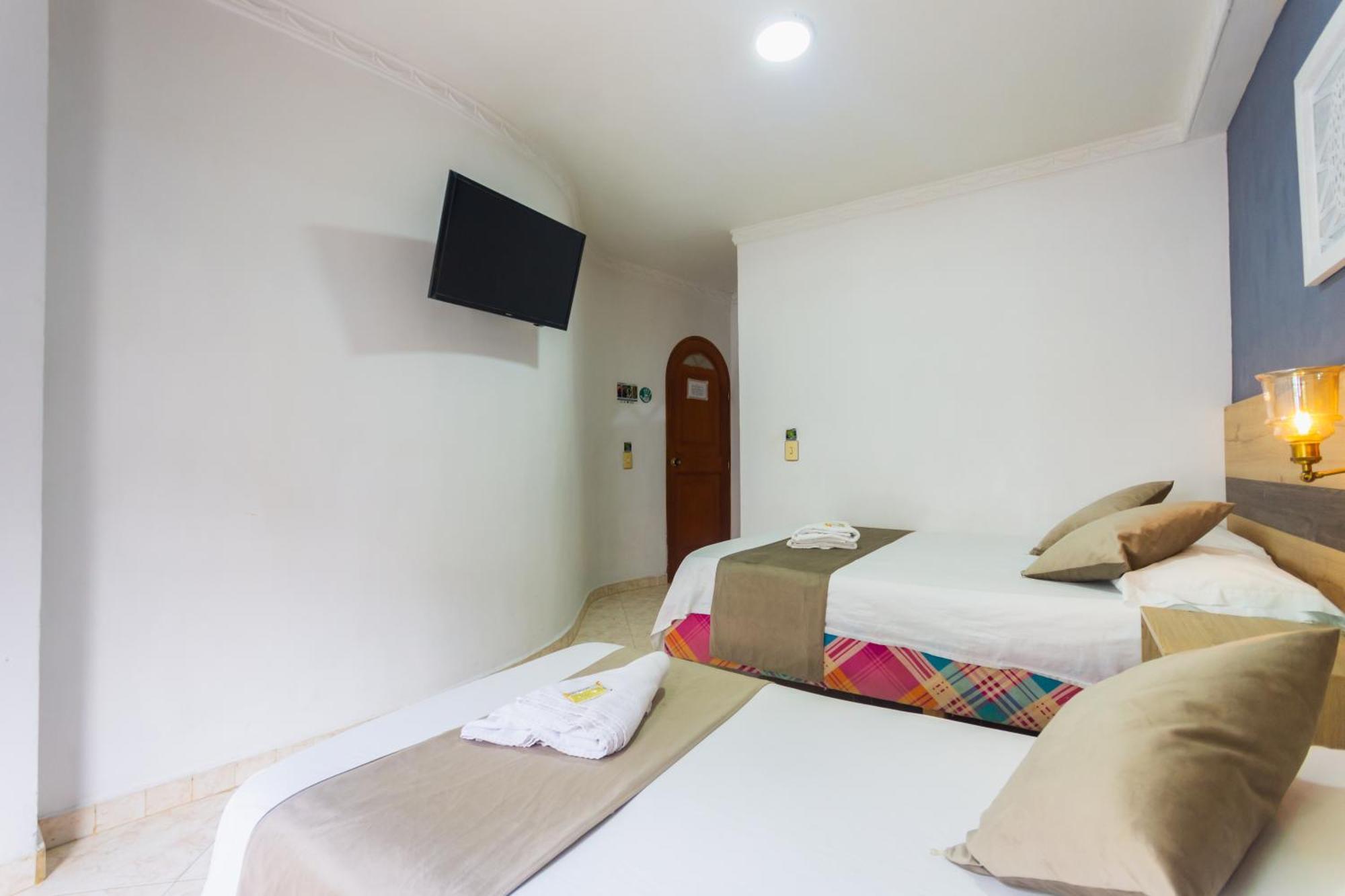 Hotel Real Guatapé Extérieur photo
