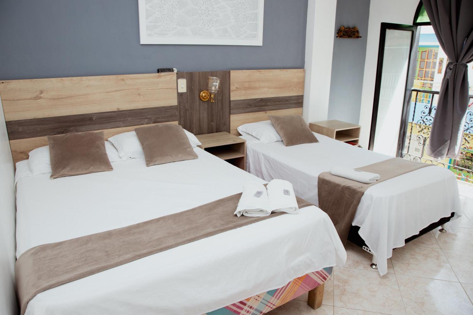 Hotel Real Guatapé Extérieur photo
